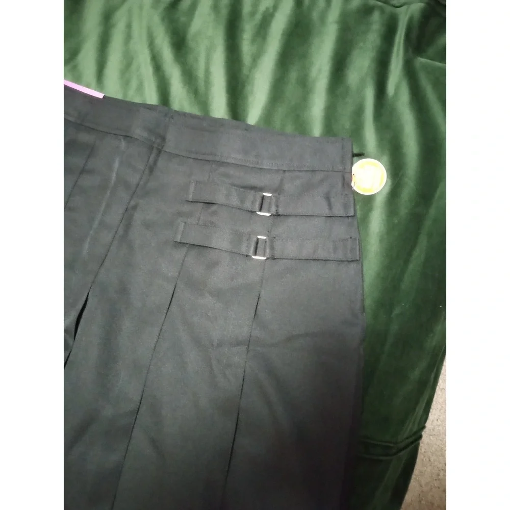 French Toast Girls Black Two-Tab Pleated Scooter Skort Adj.‎ Waist sz 20.5 Plus